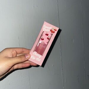 Cherry Lip Oil